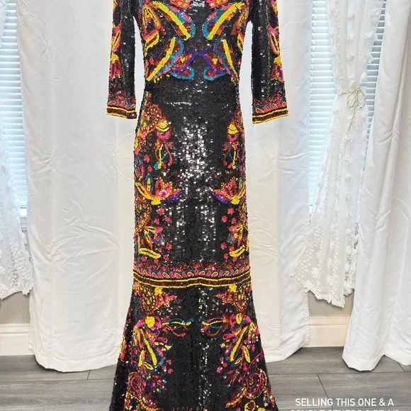Alice and Olivia Beaded Sequin Embroidered Gown Dress Black Multicolor Size 8